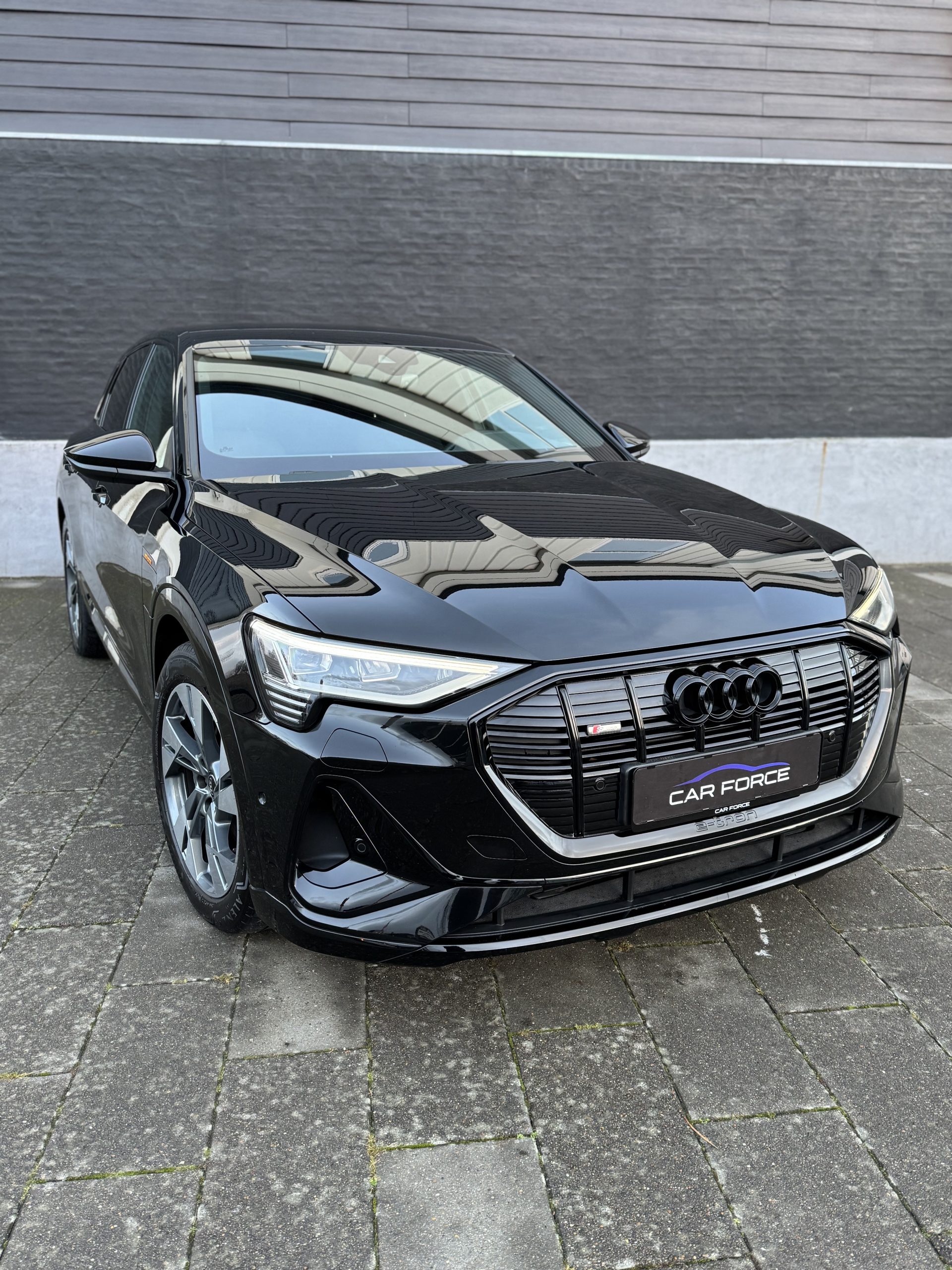 Audi e-tron 55