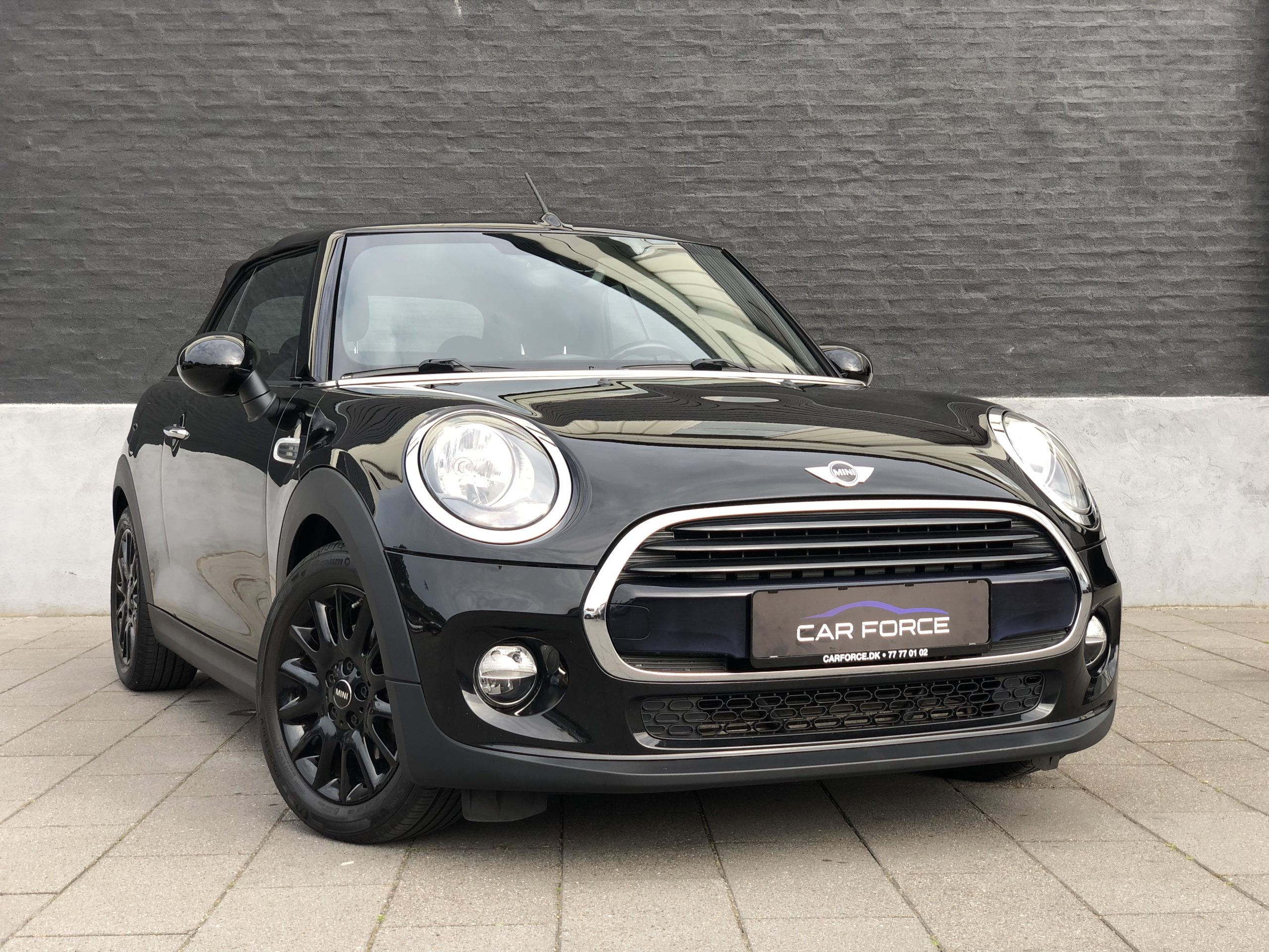 Mini Cooper Cabriolet